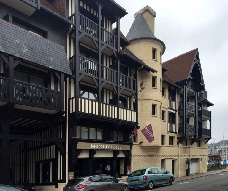 Ravalement de façade de Hôtel Mercure à Trouville-sur-Mer