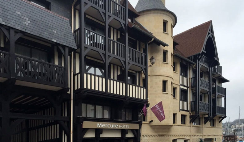 Ravalement de façade de Hôtel Mercure à Trouville-sur-Mer